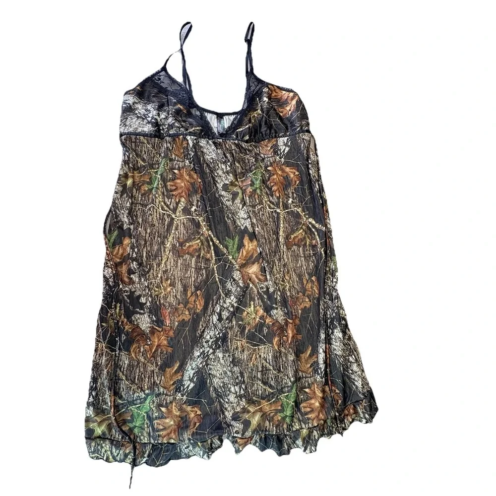 Wilderness Dreams Camo Chemise Nightgown Large Forest Oak Leaf Print Sleepwear